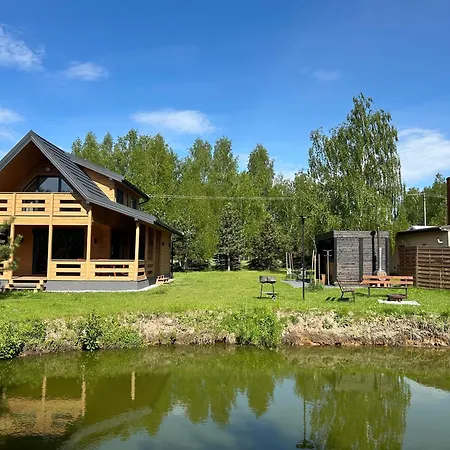 Drewniany Nad Stawem * Miedzyborow